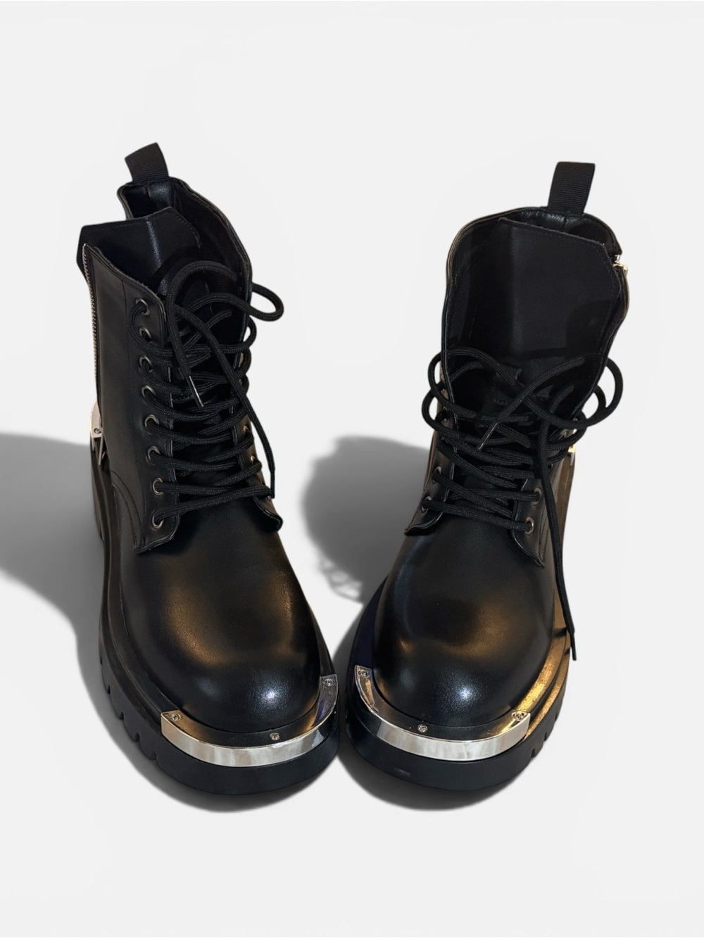 Black Leather Lace-Up Men's Combat Boots with Metal Toe Accent